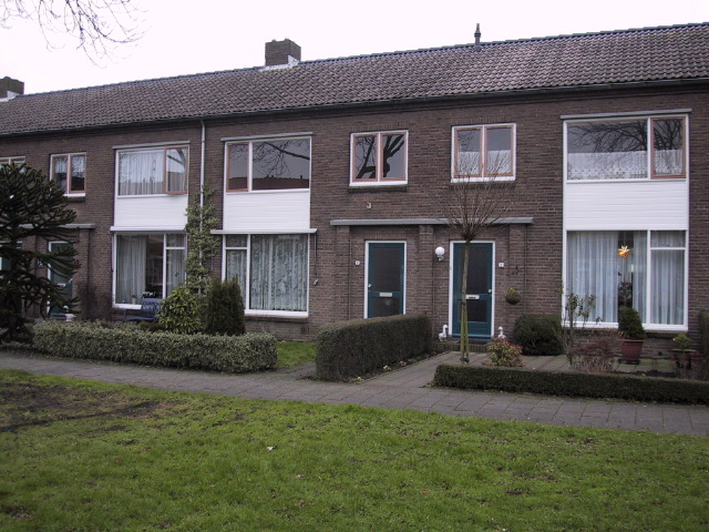 Elzenstraat 8, 2371 TN Roelofarendsveen, Nederland