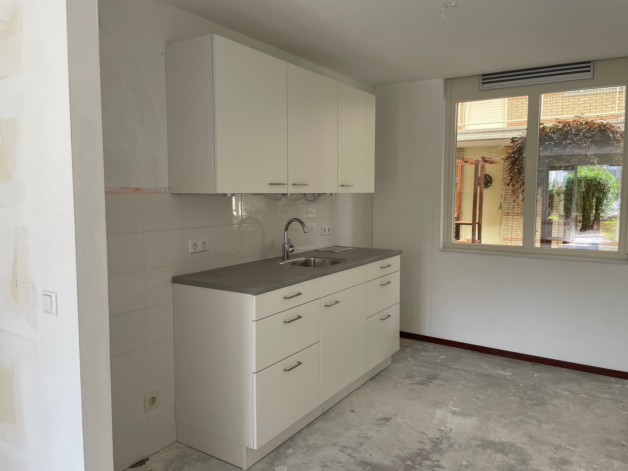 Simon Ouwerkerkstraat 8