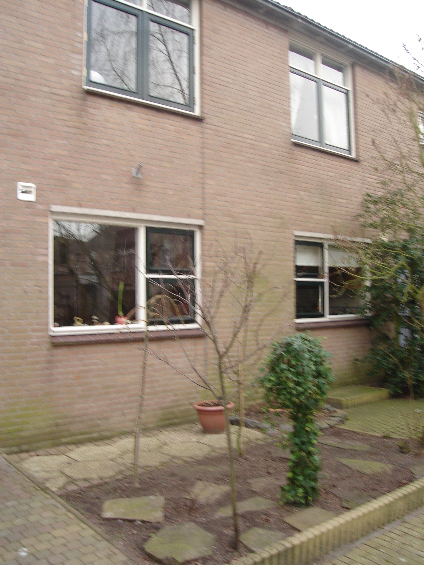 Phia Berghoutlaan 16, 2343 PN Oegstgeest, Nederland