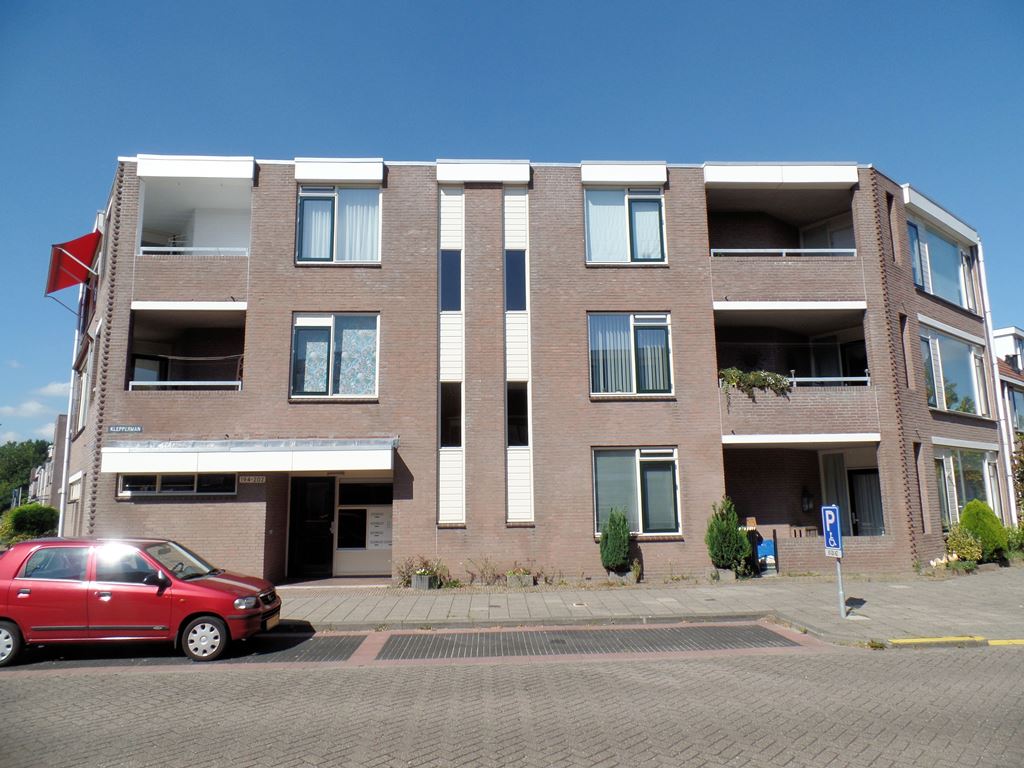Klepperman 200, 2401 GM Alphen aan den Rijn, Nederland