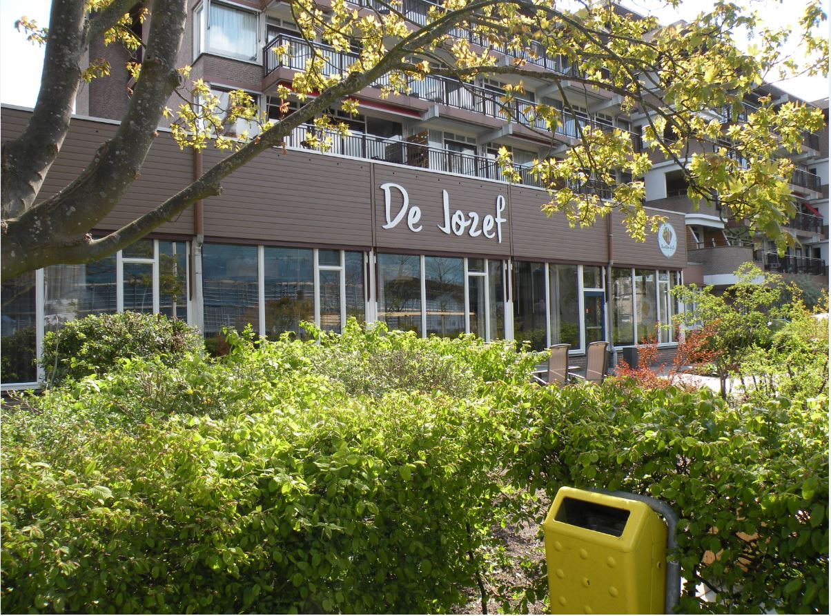 Hoflaan 53, 2405 BS Alphen aan den Rijn, Nederland