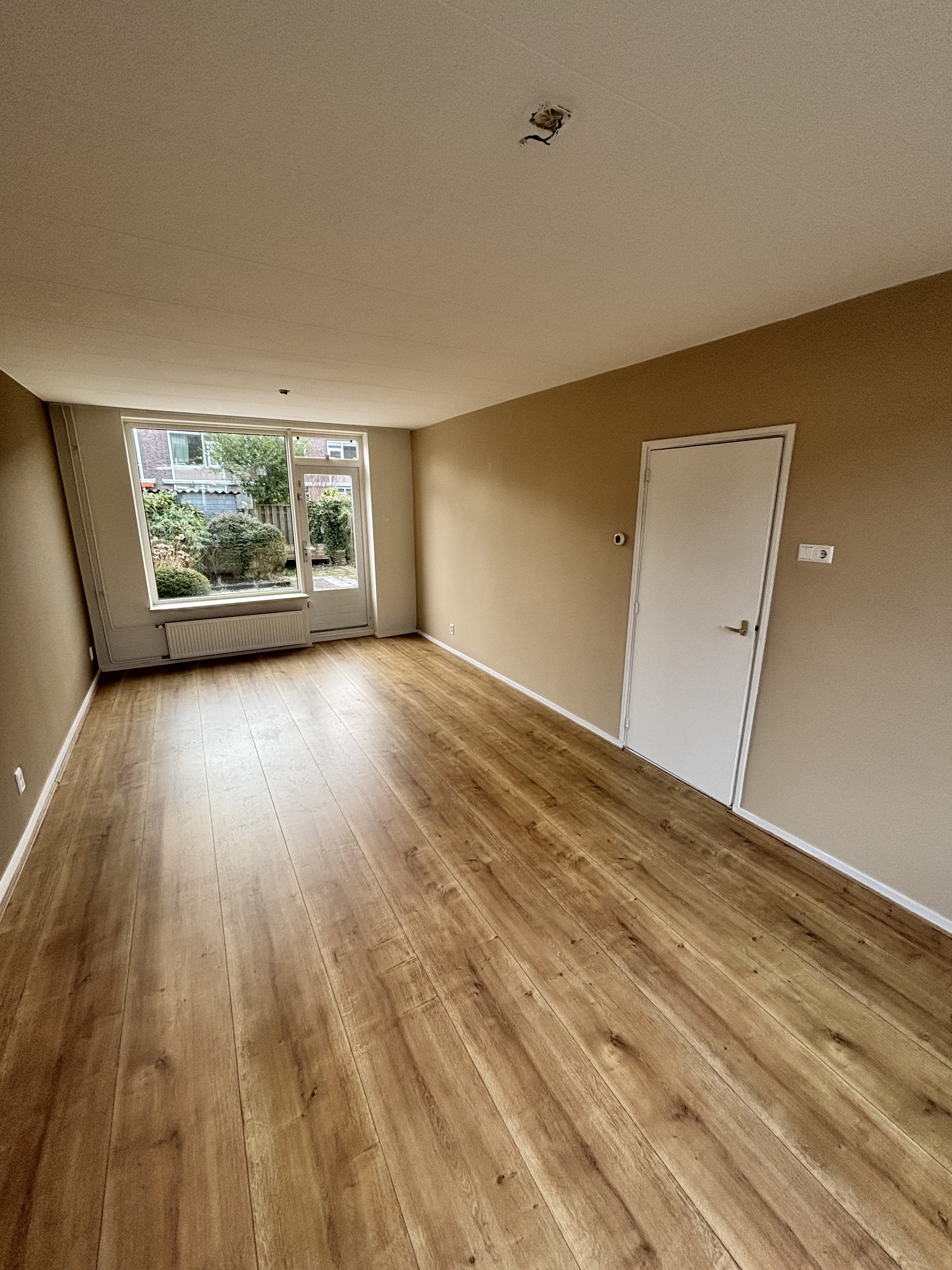 Professor Einsteinlaan 28