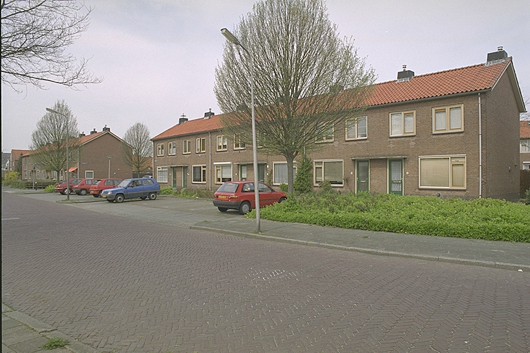 Tolstraat 58, 2405 VS Alphen aan den Rijn, Nederland