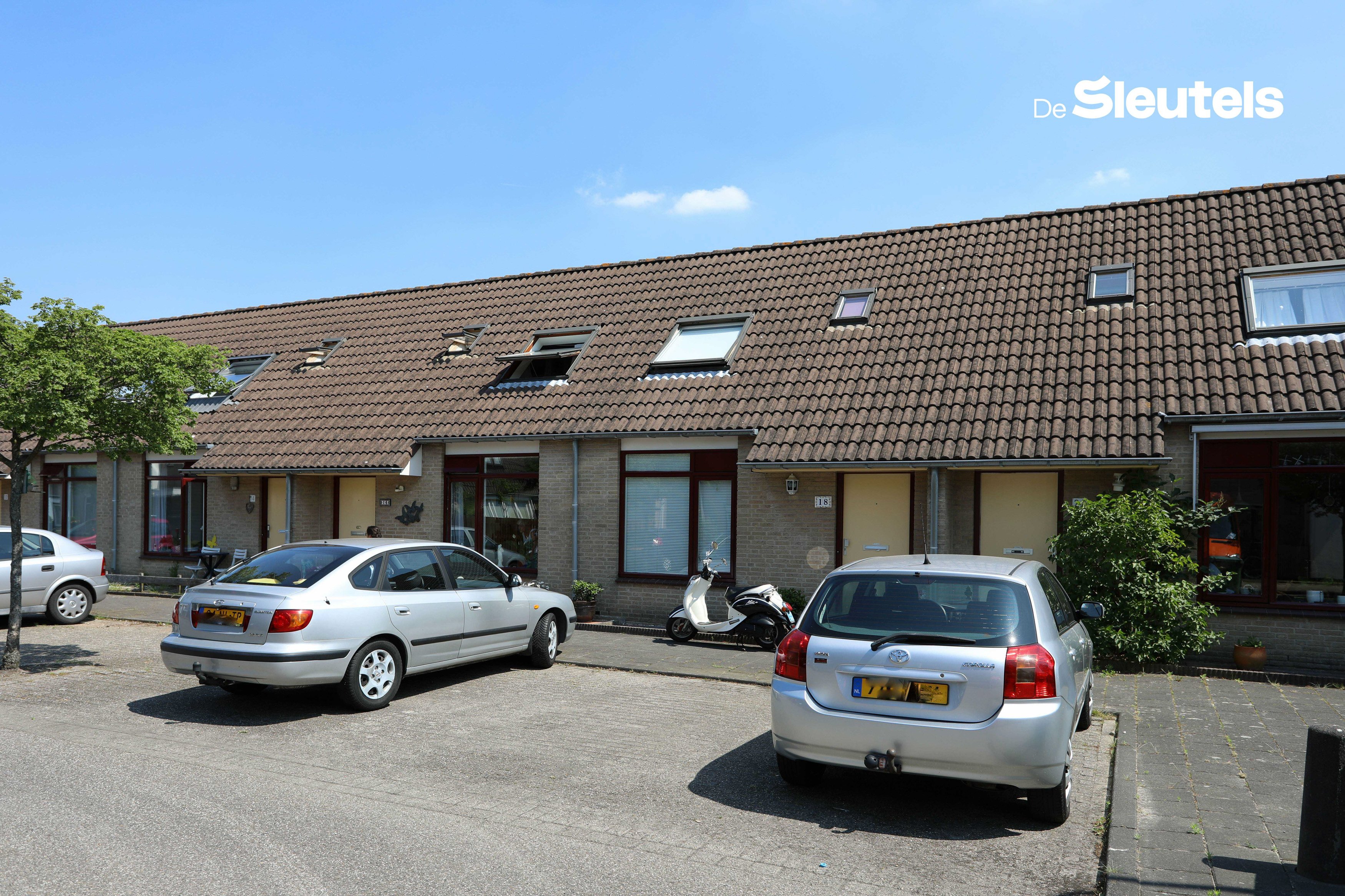 Carry van Bruggenweg 18, 2331 HB Leiden, Nederland