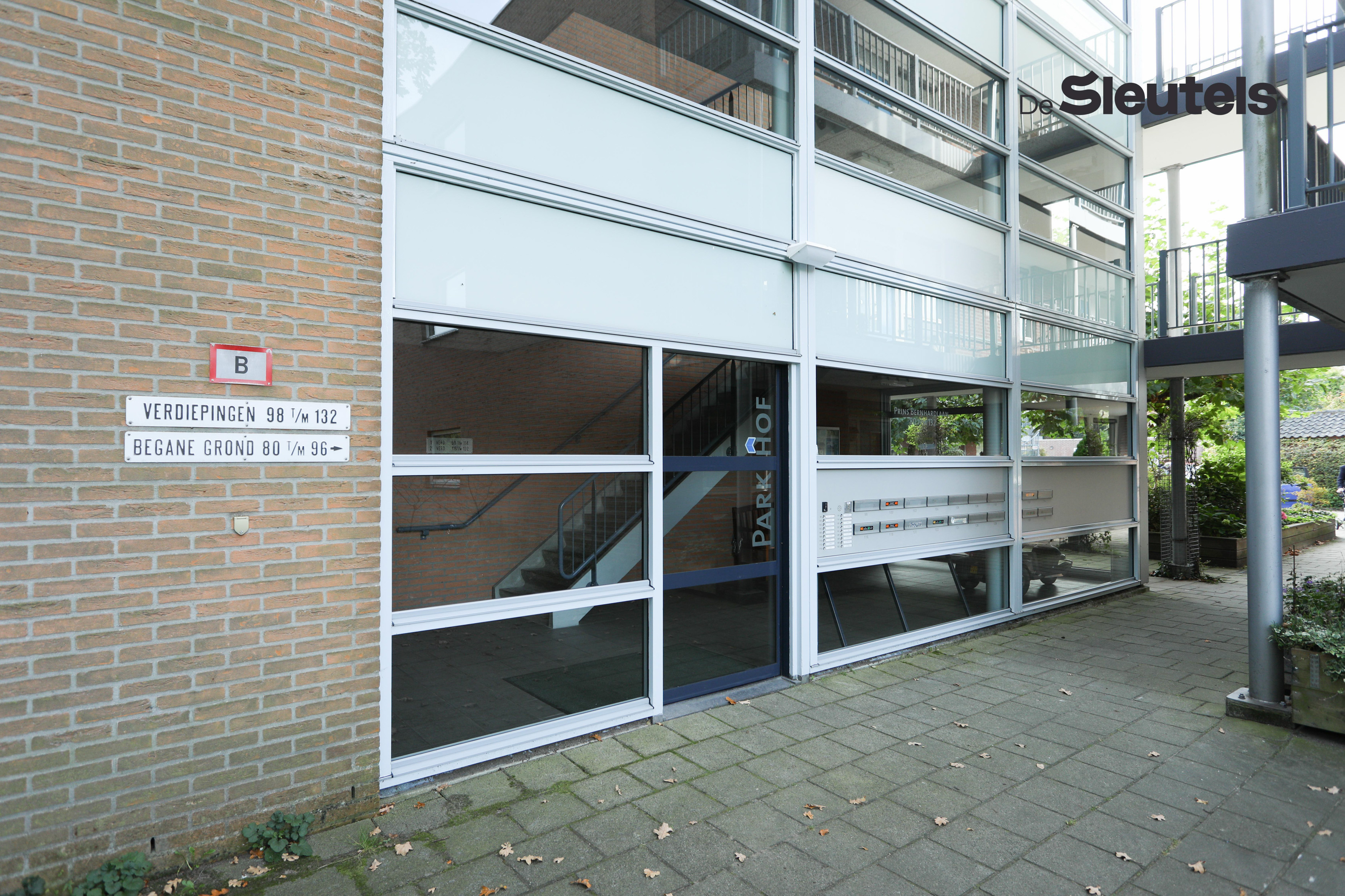 Prins Bernhardlaan 100