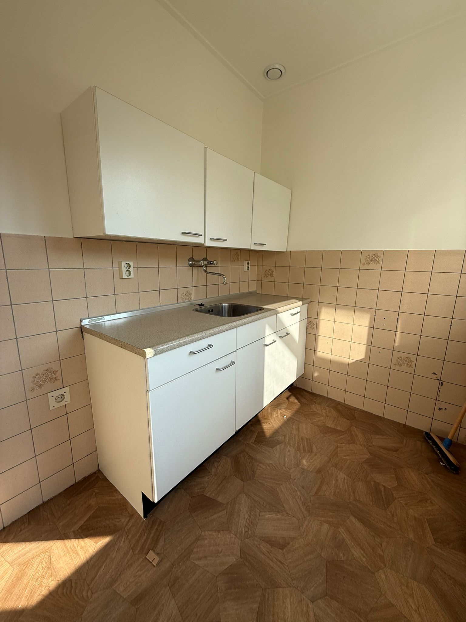 Drie Octoberstraat 58