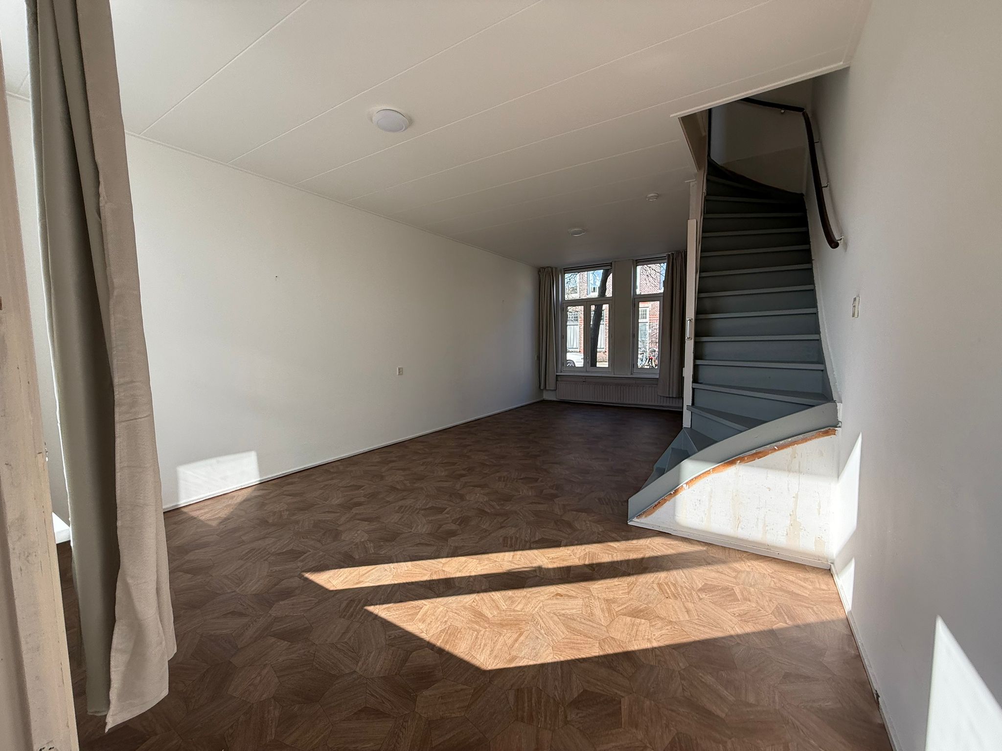 Drie Octoberstraat 58