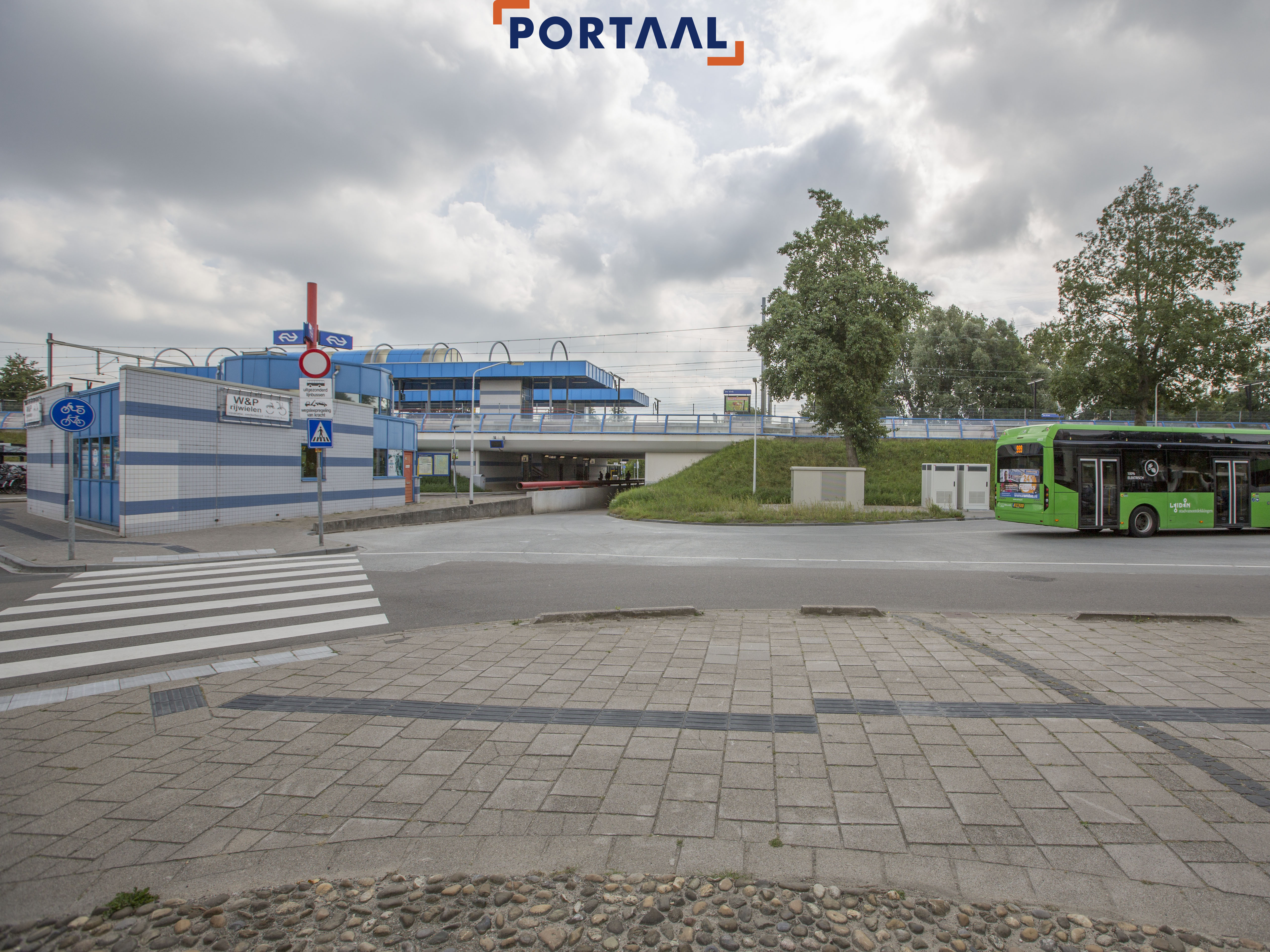 Alexandrine Tinneplein 184