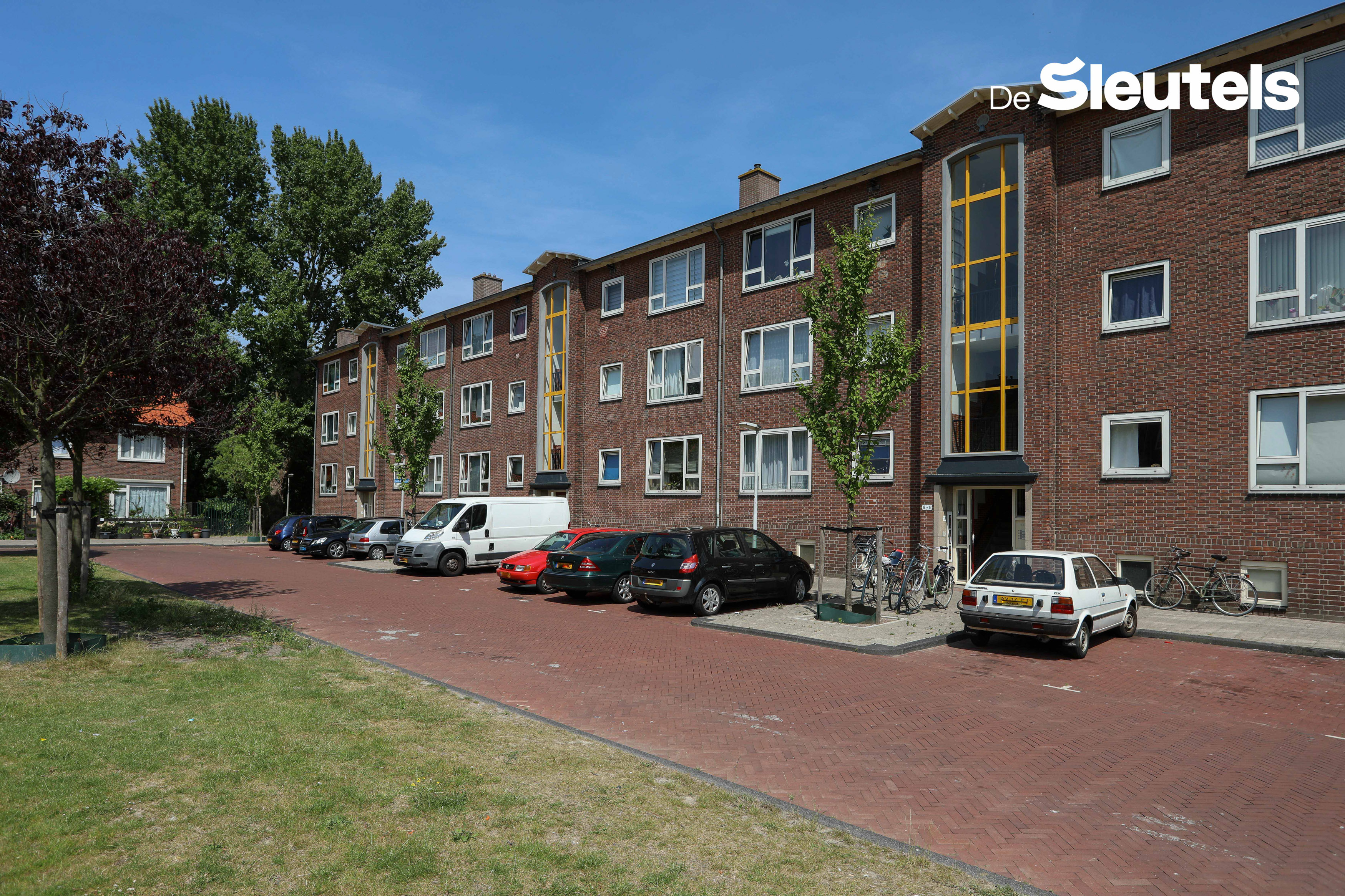 Charlotte de Bourbonhof 4