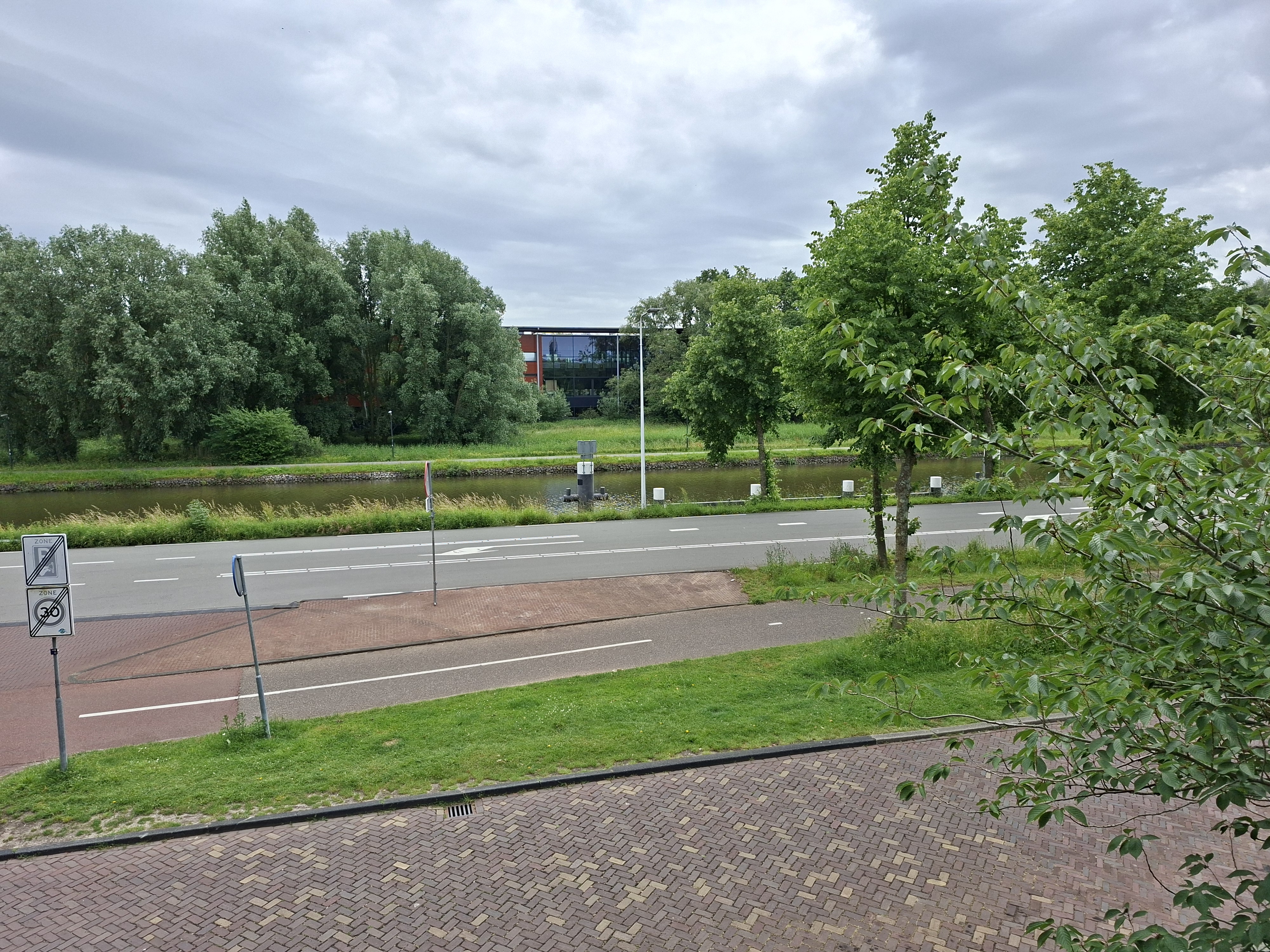 Kanaalweg 82