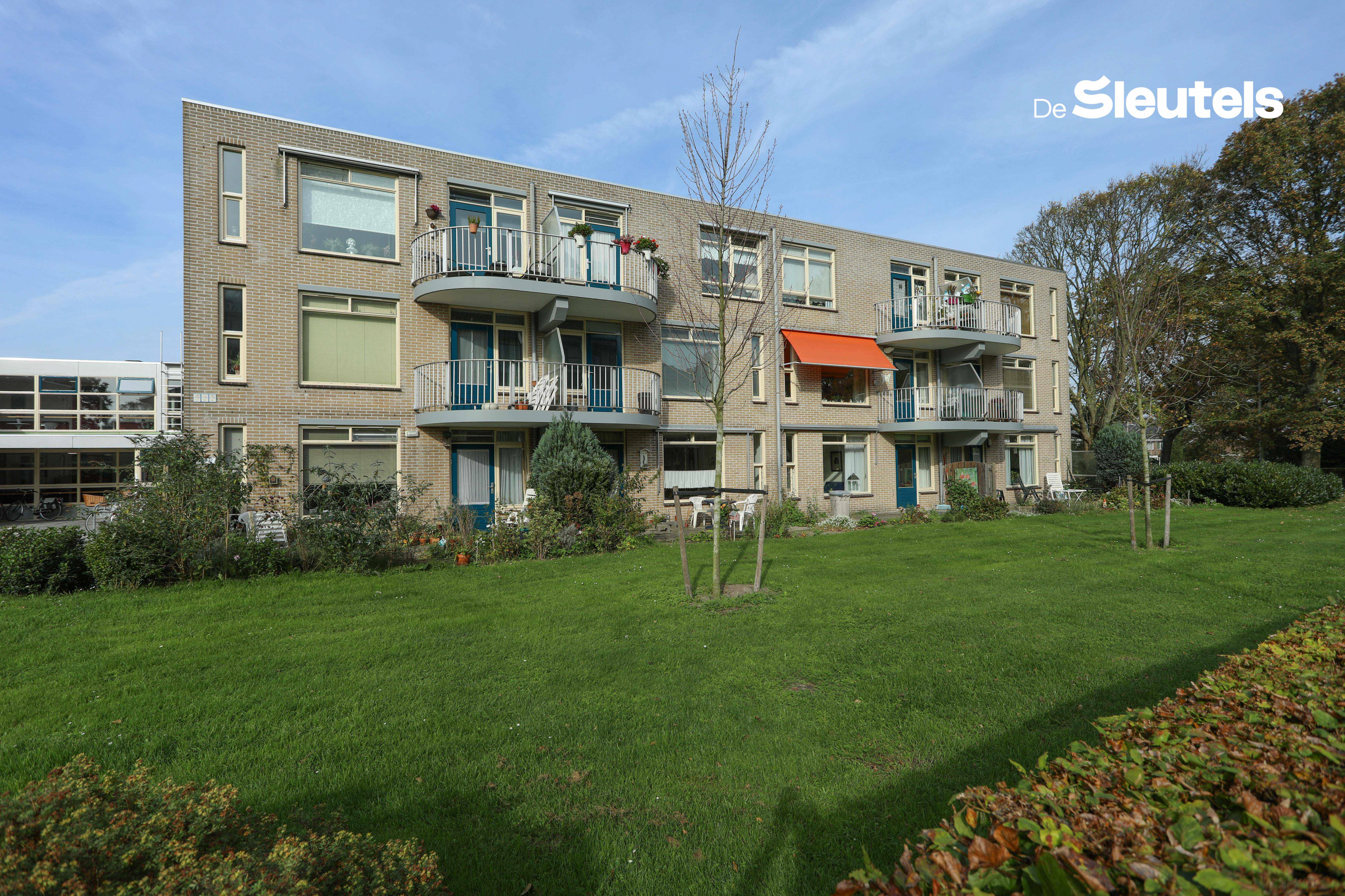 Nassaukade 68, 2252 LD Voorschoten, Nederland