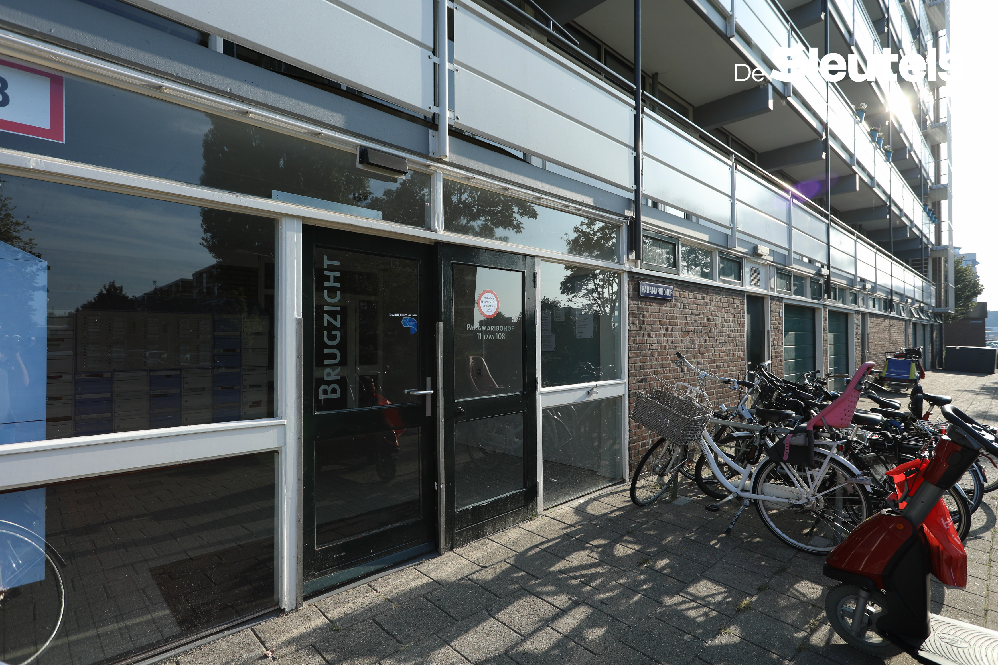Paramaribohof 86